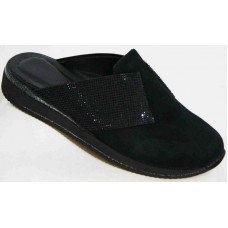 Шлепки черные женские закрытые кожа р-ры 36-42 0149МД