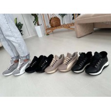 Кроссовки женские зимние кожаные разные цвета Код 107/1КОР