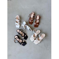 Босоножки на толстом низком каблуке кожаные 10187ТОПС